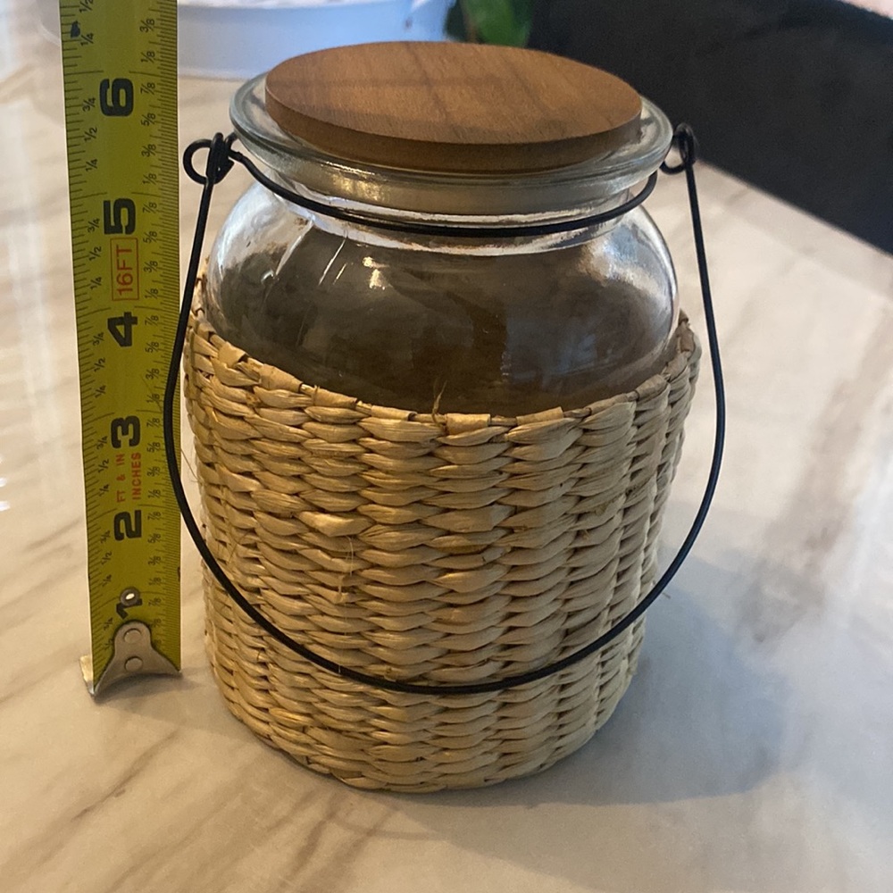 Glass storage container - Picture 4 of 5